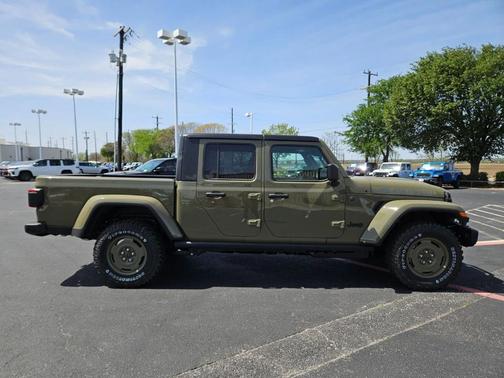 41 2026 Jeep Gladiator Sport
