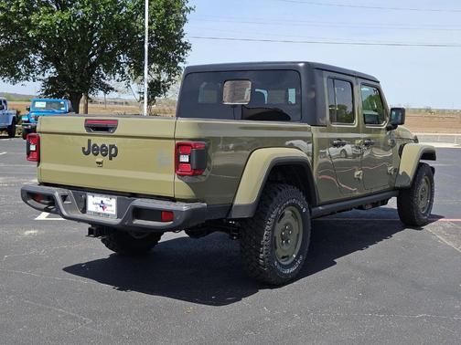 41 2026 Jeep Gladiator Sport