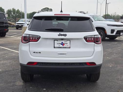 Bright White 2026 Jeep Compass Latitude