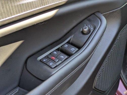 Velvet Red Pearlcoat 2025 Jeep Grand Cherokee Laredo X