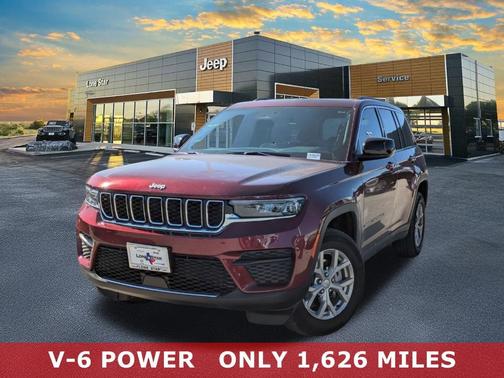 Velvet Red Pearlcoat 2025 Jeep Grand Cherokee Laredo X