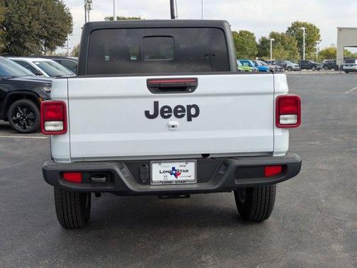 2025 Jeep Gladiator Sport