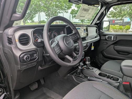 2025 Jeep Gladiator Sport