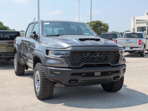 2025 RAM 1500 RHO