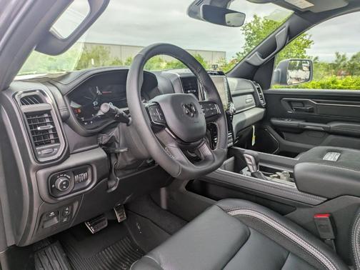 2025 RAM 1500 RHO