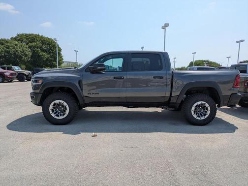 2025 RAM 1500 RHO