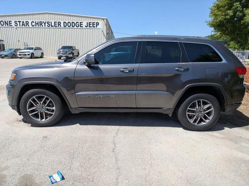 2020 Jeep Grand Cherokee Laredo E