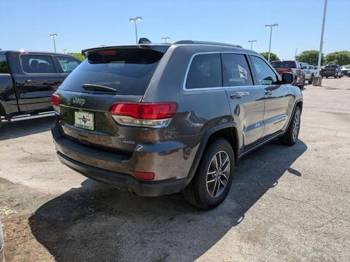 2020 Jeep Grand Cherokee Laredo E