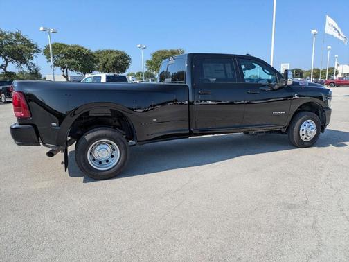 2025 RAM 3500 Laramie