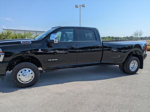 2025 RAM 3500 Laramie