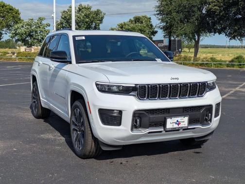 Bright White 2025 Jeep Grand Cherokee Overland