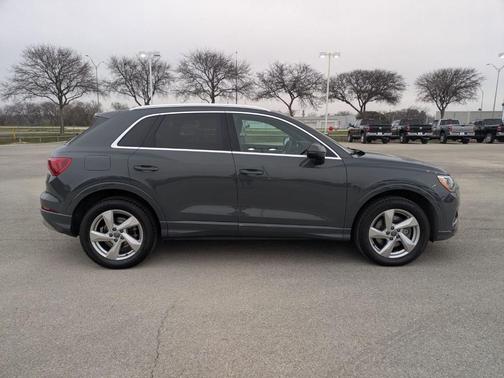 2020 Audi Q3 45 Premium