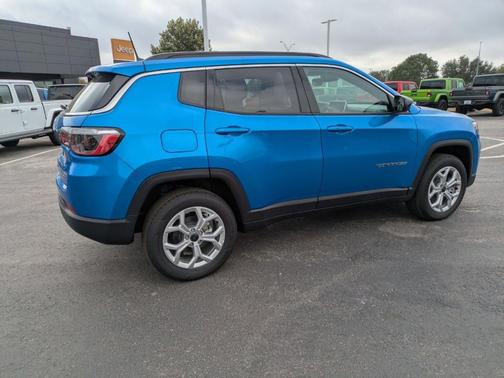 2025 Jeep Compass Latitude