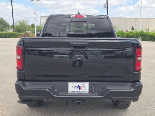 Diamond Black 2026 RAM 1500 Express