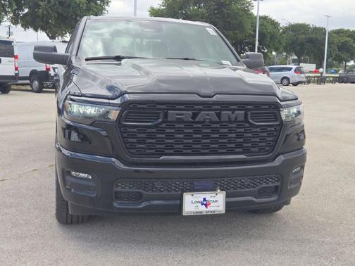 Diamond Black 2026 RAM 1500 Express