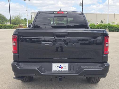 Diamond Black 2026 RAM 1500 Express