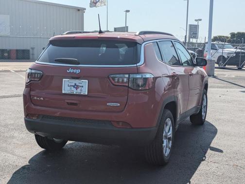 2025 Jeep Compass Latitude