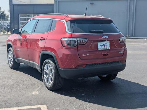 2025 Jeep Compass Latitude