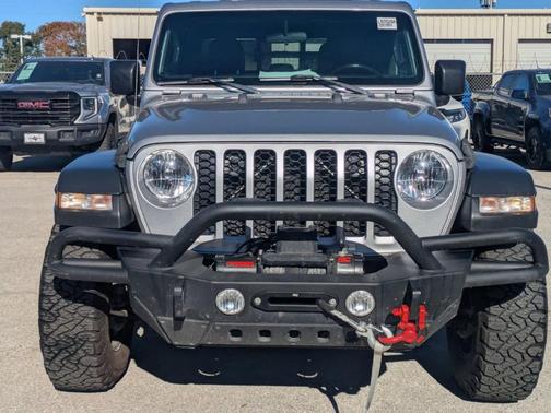 2020 Jeep Gladiator Sport
