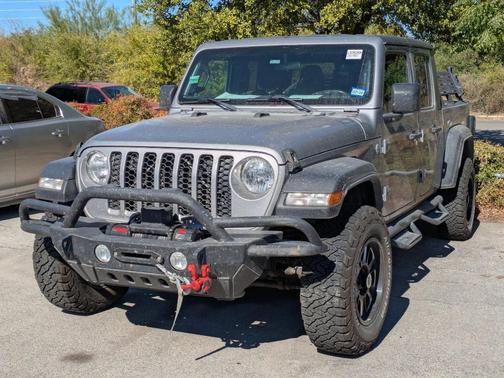 2020 Jeep Gladiator Sport