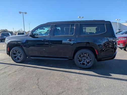 Gloss Black 2026 Jeep Grand Wagoneer Limited