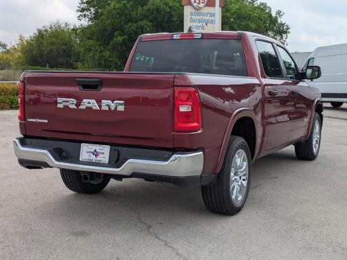 2025 RAM 1500 Big Horn/Lone Star
