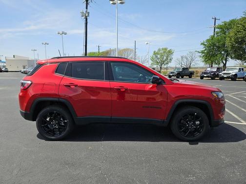 2026 Jeep Compass Latitude
