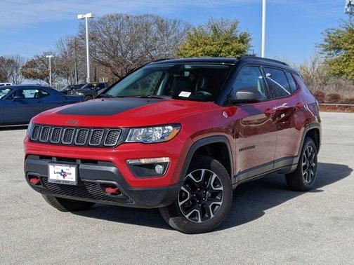 Photo 2 of 33 of 2020 Jeep Compass Trailhawk
