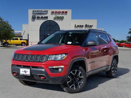 Photo 1 of 33 of 2020 Jeep Compass Trailhawk