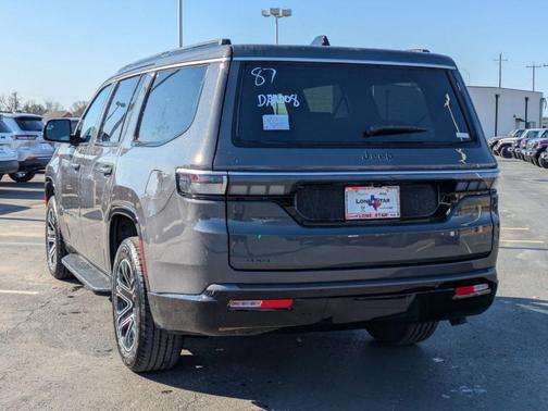 2026 Jeep Grand Wagoneer Base