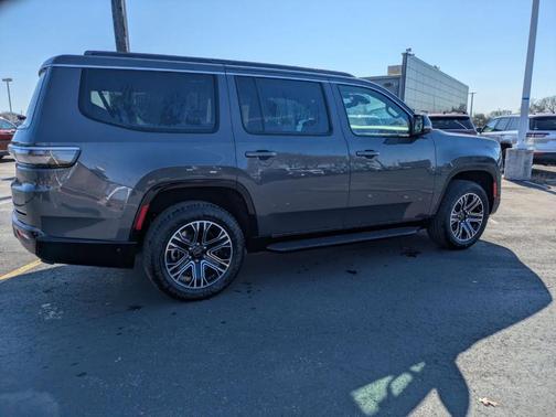 2026 Jeep Grand Wagoneer Base