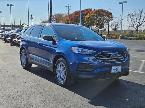 2022 Ford Edge SE