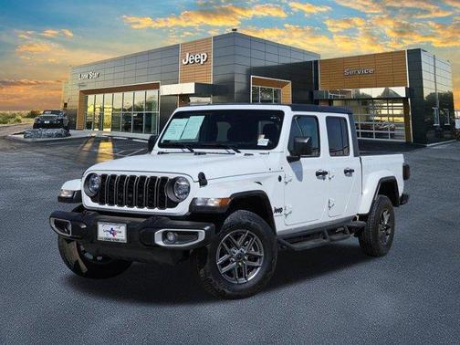 2024 Jeep Gladiator Sport