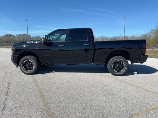 Diamond Black 2026 RAM 2500 Big Horn