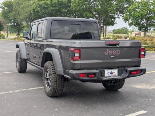 2025 Jeep Gladiator Rubicon