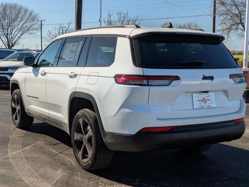 2025 Jeep Grand Cherokee L Laredo