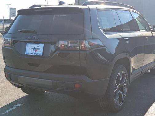 2026 Jeep Cherokee Overland