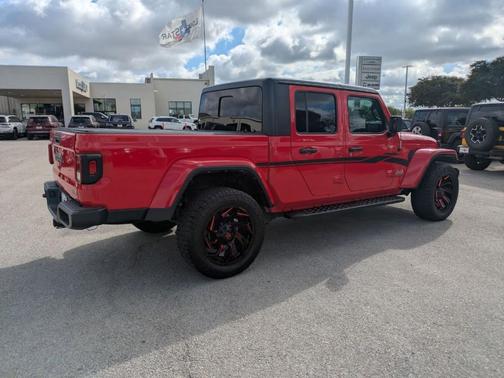2021 Jeep Gladiator Overland