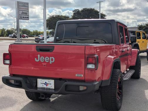 2021 Jeep Gladiator Overland