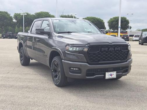 Granite Crystal 2026 RAM 1500 Big Horn/Lone Star