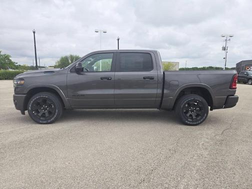 Granite Crystal 2026 RAM 1500 Big Horn/Lone Star