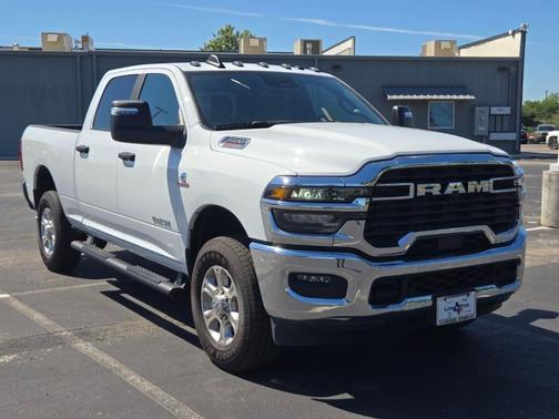 Bright White Clearcoat 2025 RAM 2500 Laramie