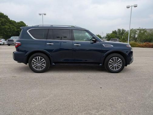2023 Nissan Armada SL