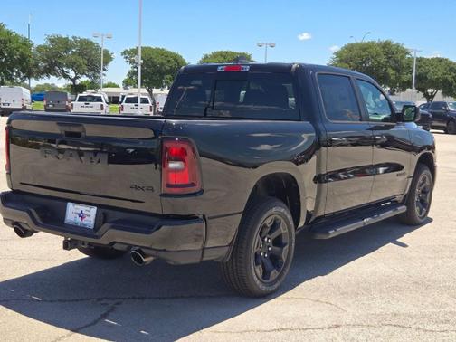 Diamond Black 2026 RAM 1500 Express