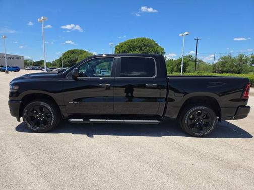Diamond Black 2026 RAM 1500 Express