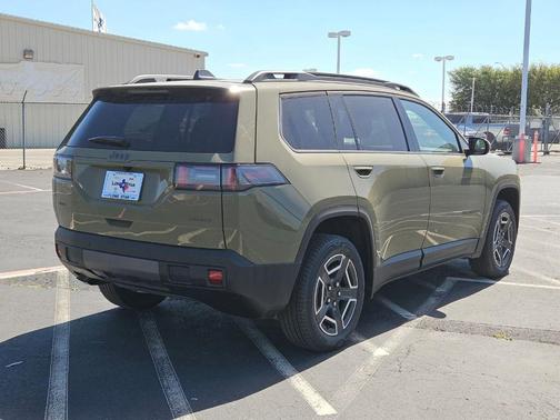 2026 Jeep Cherokee LAREDO/LIMITED