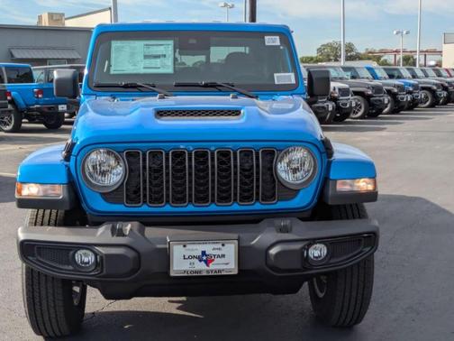 2025 Jeep Gladiator Sport