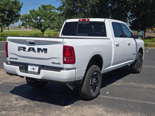 Bright White Clearcoat 2025 RAM 2500 Big Horn