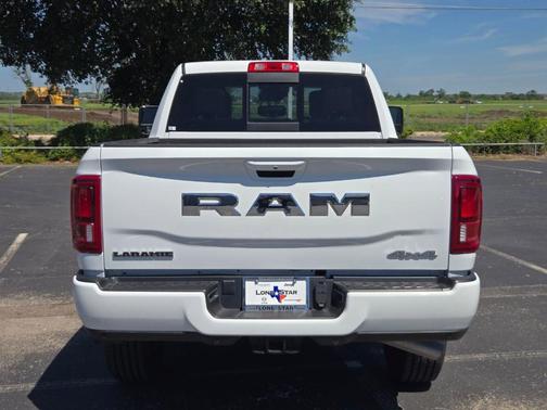 Bright White Clearcoat 2025 RAM 2500 Big Horn
