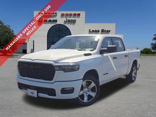 Bright White Clearcoat 2025 RAM 2500 Big Horn
